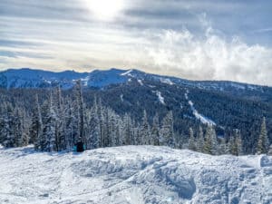 Epic Ski & Snowboard Resorts in the PNW